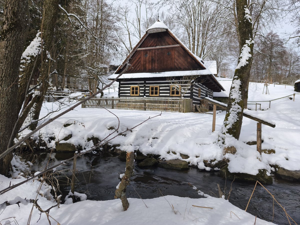Přívod vody pro náhon a mlýnské kolo na Veselém Kopci