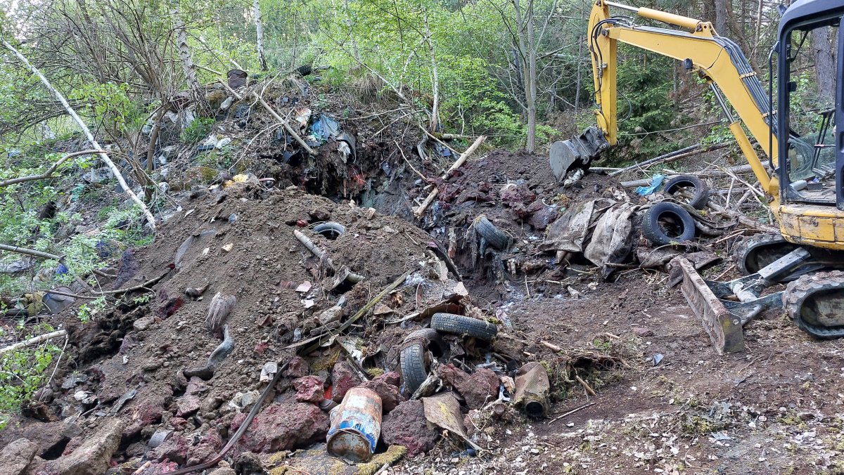 Analýza rizik bývalých skládek odpadu v katastru obce Vodslivy