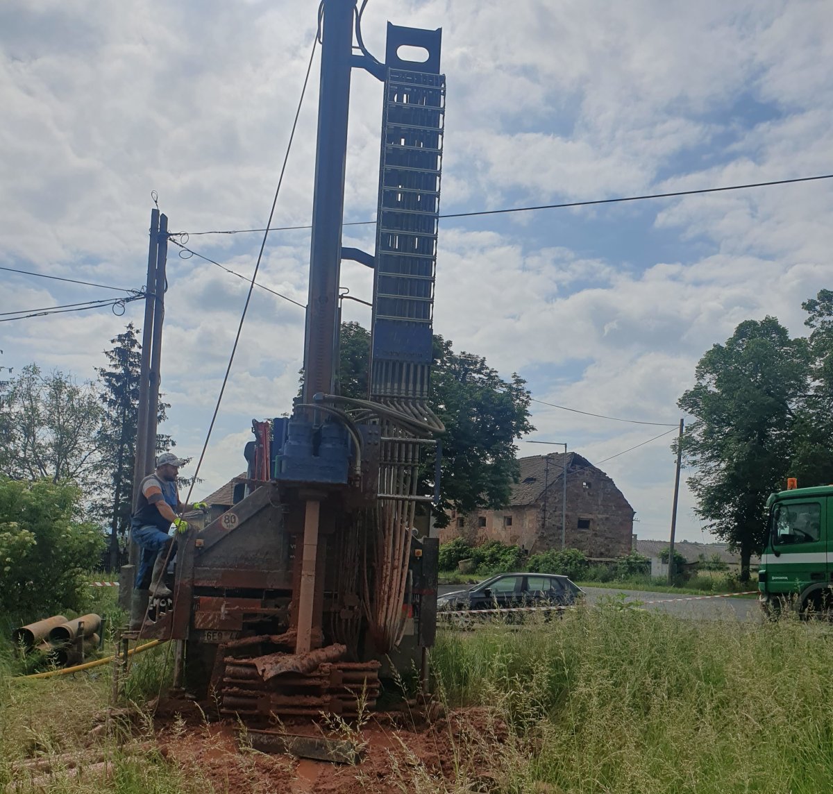 Vrty pro zásobování města Vroutek pitnou vodou