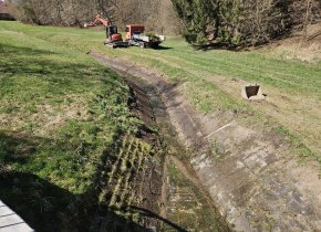 Zahájili jsme opravu koryta Jahodovského potoka v Rychnově nad Kněžnou